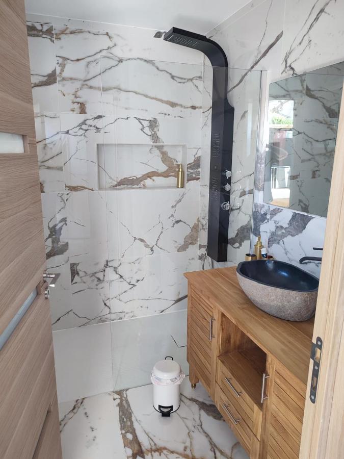 Magnifique Appartement 2 Chambres Avec 50 M2 De Jardin Privatif La Crau Kültér fotó